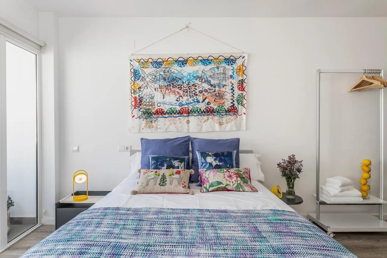 Pop Art, Apartamento De Diseno En Arenal 303 Con Terraza Seville